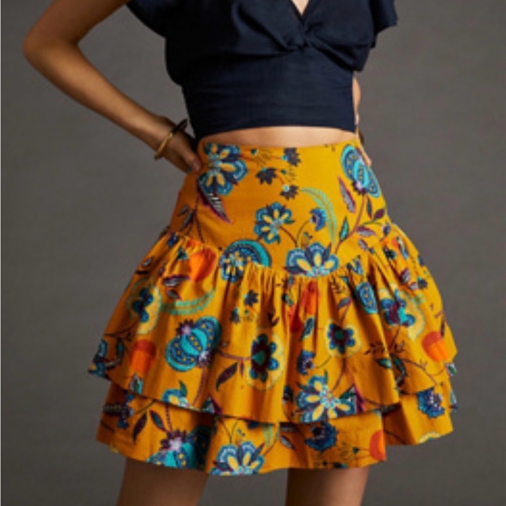 Anthropologie Yellow Floral Tiered Mini Skirt .Minifalda Escalonada A-line Maeve